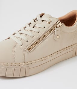 PAGIE SU ALMOND ALMOND SOLE LEATHER