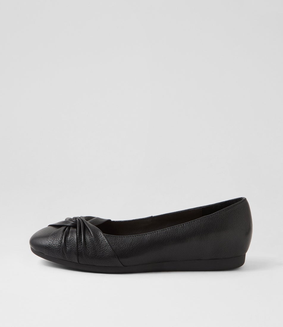 Blackelys Black Leather Flat Shoes Blackelys Black Leather Flat Shoes