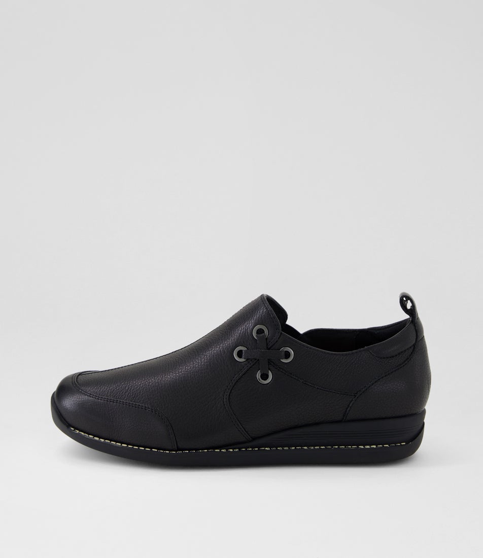 Ivyies Black Leather Flat Shoes