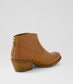 JEALOUSY SU COGNAC WAXY LEATHER