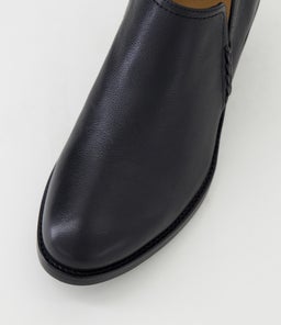 JAPPIE SU BLACK LEATHER