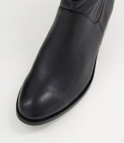 JACINTAS SU BLACK LEATHER