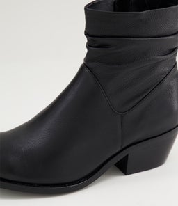 JACINTAS SU BLACK LEATHER