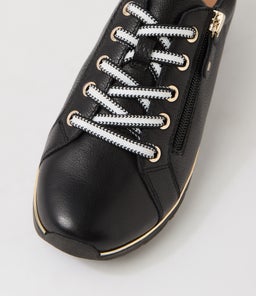 NANETTES SU BLACK LEATHER