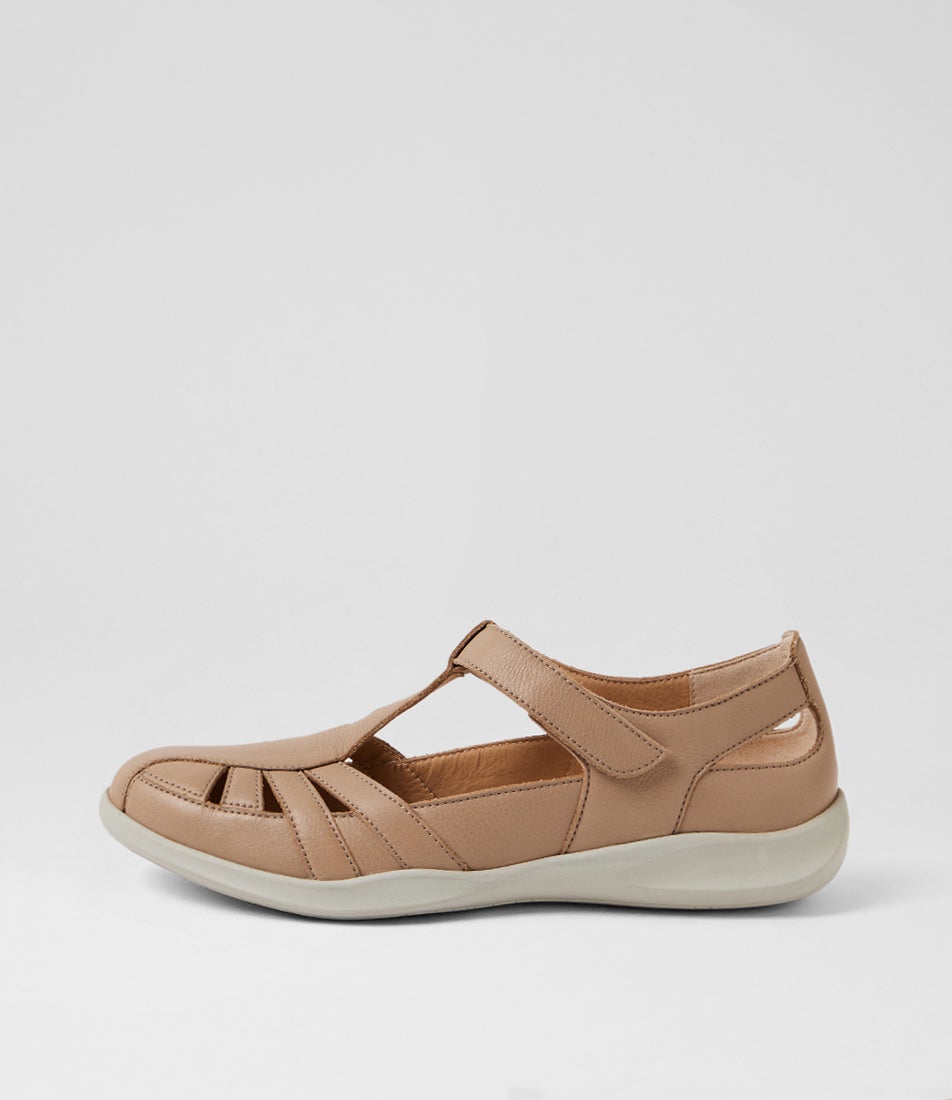 Evanie D Fawn Leather Flat Shoes