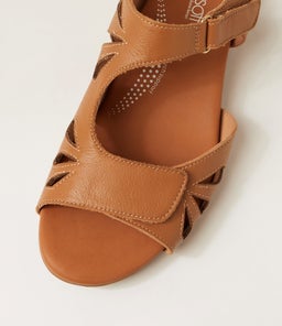 JACALYN SU DK TAN LEATHER