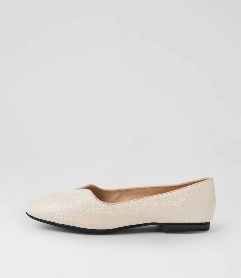 Urso D Platinum Sparkle Cross Leather Ballet Flats Urso D Platinum Sparkle Cross Leather Ballet Flats