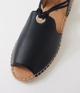 KITTI SU NAVY LEATHER