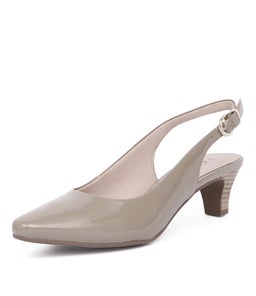 LINDEN SU FAWN PATENT LEATHER