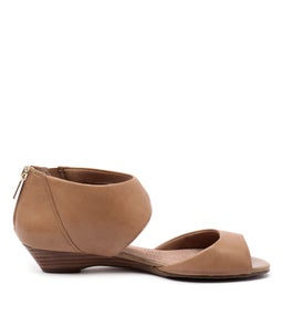 BRAYDEE TAN LEATHER