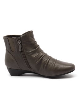 DANELE GREY LEATHER