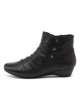 DANELE BLACK LEATHER