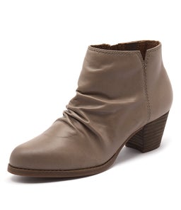 TARRYN TAUPE LEATHER
