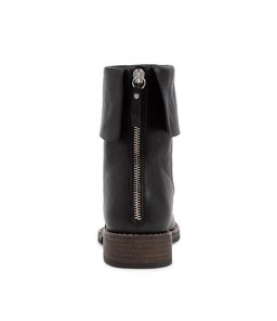UNSEEN BLACK LEATHER