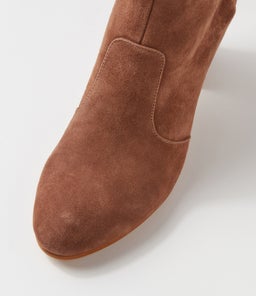 UPCLIMB LT CHOC SUEDE