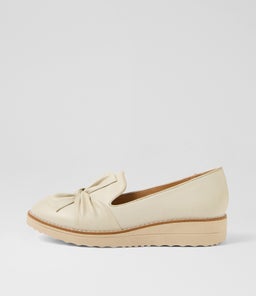 OCLEM ALMOND ALMOND SOLE LEATHER