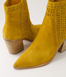MERRITTS MUSTARD SUEDE