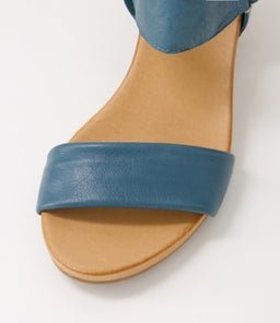 CHRISIE TO MURKY BLUE LEATHER