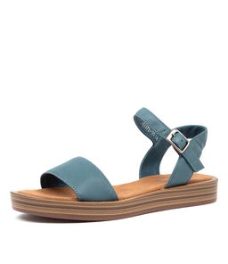 FEISTY TO MURKY BLUE LEATHER