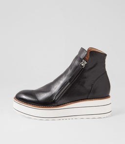 NENE TO BLACK WHITE SOLE LEATHER