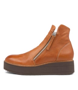 NENE TO TAN CHOC SOLE LEATHER