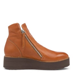 NENE TO TAN CHOC SOLE LEATHER