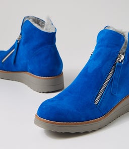 OPAL TO COBALT MISTY SUEDE FUR