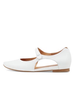 STRIGGER TO WHITE LEATHER