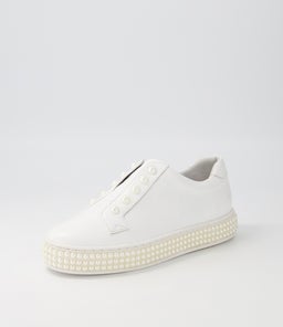 QUEMPO TO WHITE LEATHER