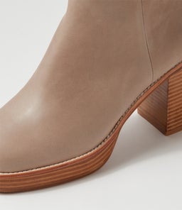 DANEKA TO SMOKE LEATHER