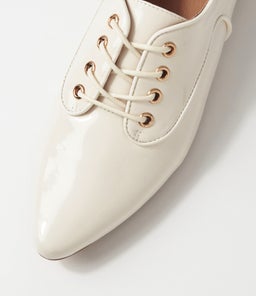 SURENA TO IVORY IVORY PATENT LEATHER