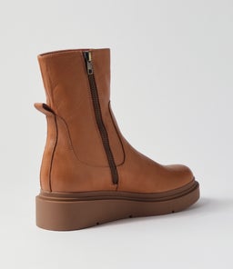 ZONITA TO DK TAN LT CHOC SOLE LEATHER