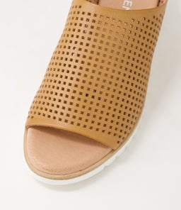 GLORIAH TO DK TAN WHITE SOLE LEATHER