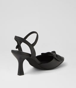 LARIAH TO BLACK LEATHER
