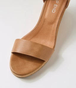 WAIRES TO TAN LEATHER
