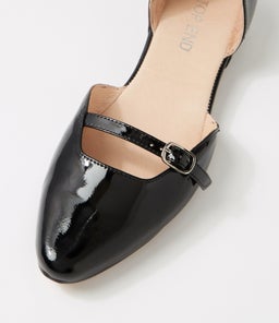 FAWNY TO BLACK PATENT LEATHER
