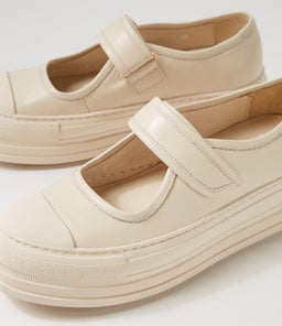 HILARRY TO OATMILK LEATHER