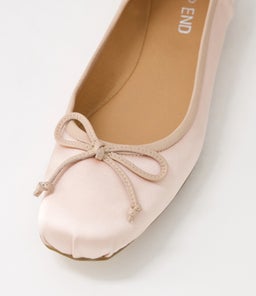 MOOKIE TO BLUSH SATIN LEATHER