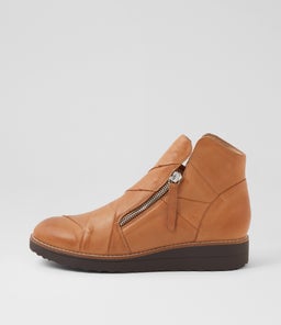 OMEAH TO DK TAN CHOC SOLE LEATHER