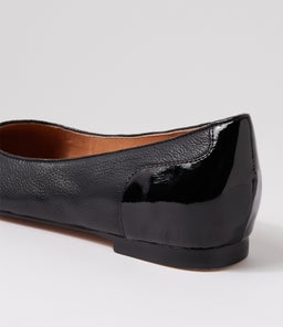 STRILLA TO BLACK BLACK PATENT LEATHER