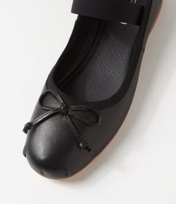 AILAHS TO BLACK LEATHER