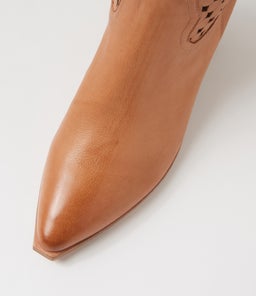 DASSLE TO DK TAN LEATHER