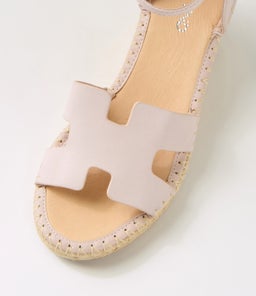 GELLORY TO NUDE LEATHER