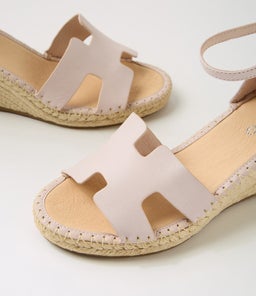 GELLORY TO NUDE LEATHER