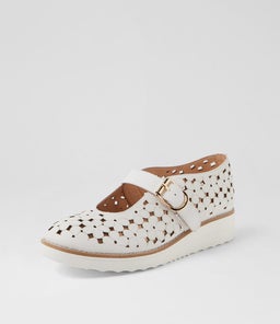 OLENNES TO WHITE WHITE SOLE PATENT LEATHER