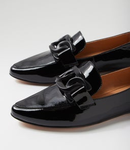 SOCOROS TO BLACK PATENT LEATHER