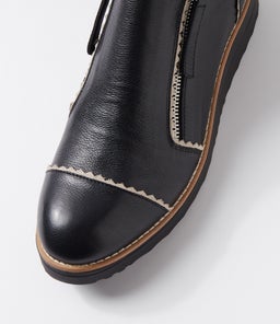 OODAY TO BLACK VANILLA LEATHER