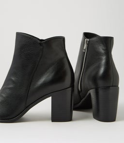 TINGLY TO BLACK BLACK HEEL LEATHER