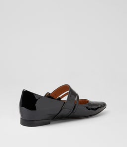 YEXA TO BLACK PATENT LEATHER