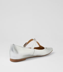 YULIAS TO SILVER LEATHER